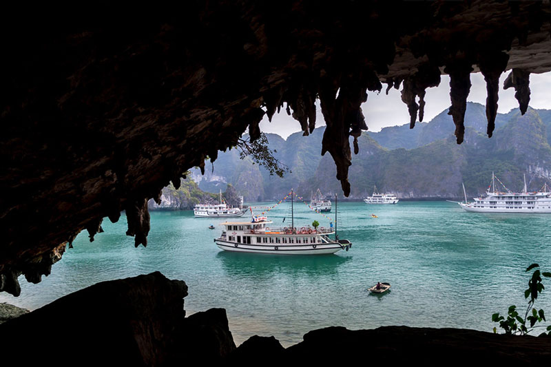 Perjalanan sehari ke Teluk Halong Dari perjalanan Hanoi-Smile