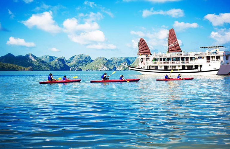 cigne creuers de Halong Bay i Bai Tu Long Bay