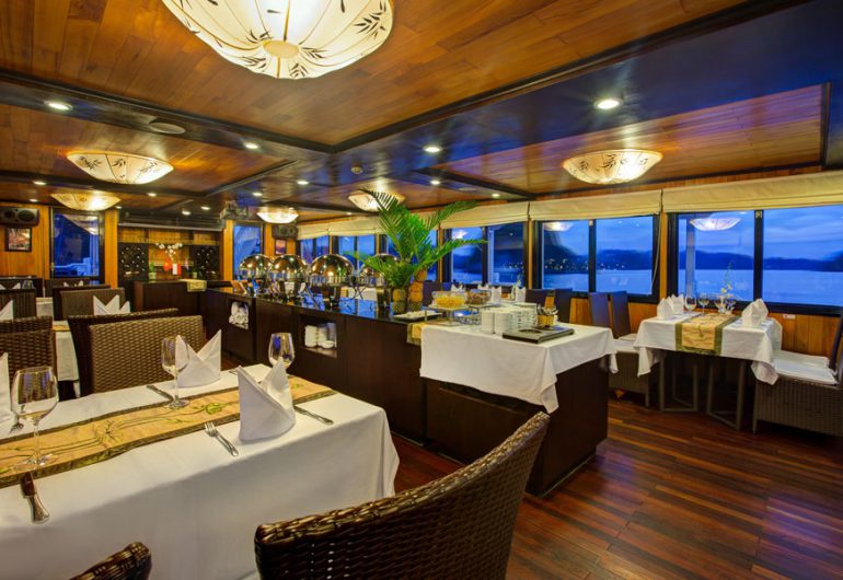 restaurante-syrena cruceros bahía de halong vietnam paquetes turísticos