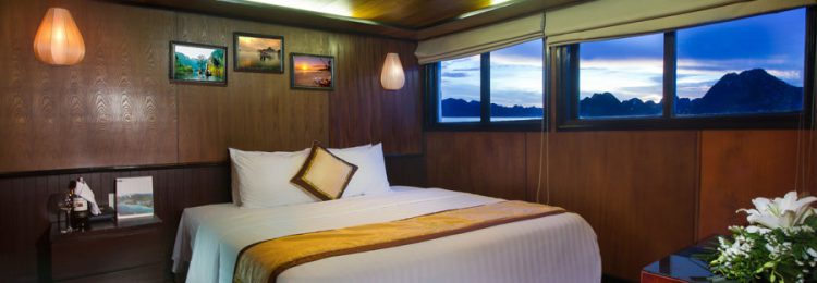cabines de luxe-croisières Syrena dans la baie d'Halong au Vietnam