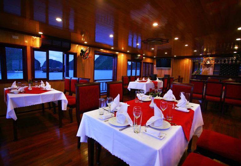 restaurant-golden lotus premium cruise
