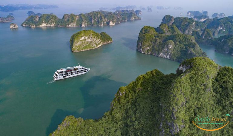Athena Royal Cruises - Bai Tu Long- Halong Baai - Smile Travel