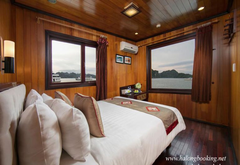 Majestueuze Cruise Halong Bay- Smile Travel, Telefoongesprek +84 941 776 786